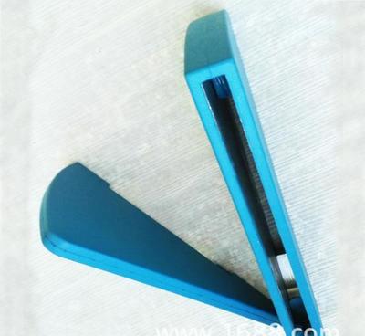 深圳廠家加工紅色高密度包膠地鐵閘機翼門 定制化服務與價格分析